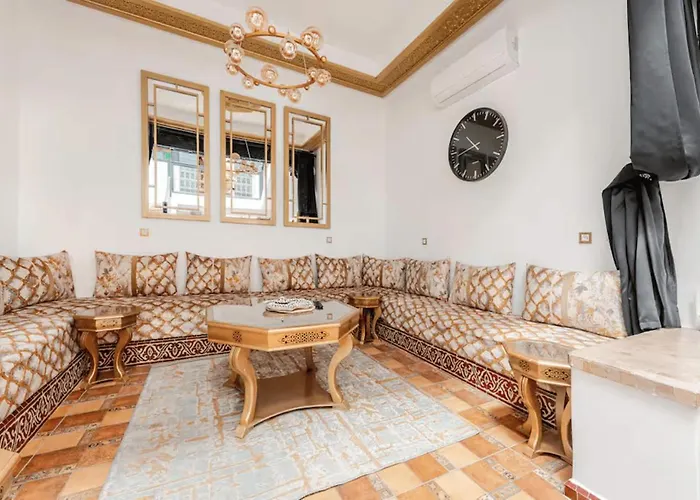16 Riads