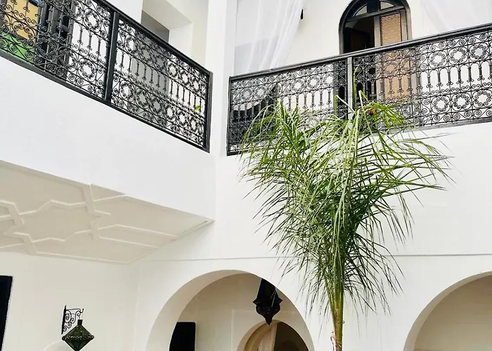 Riad Darna 4 chambres avec piscine et petit déjeuner