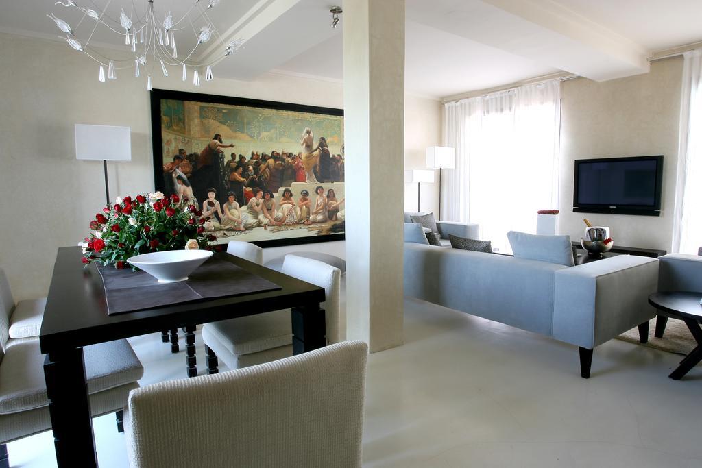 Royal Suite,127923327:JPEG