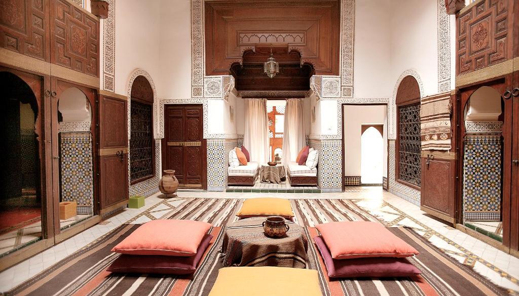 جناح Douirya (شخصين بالغين)