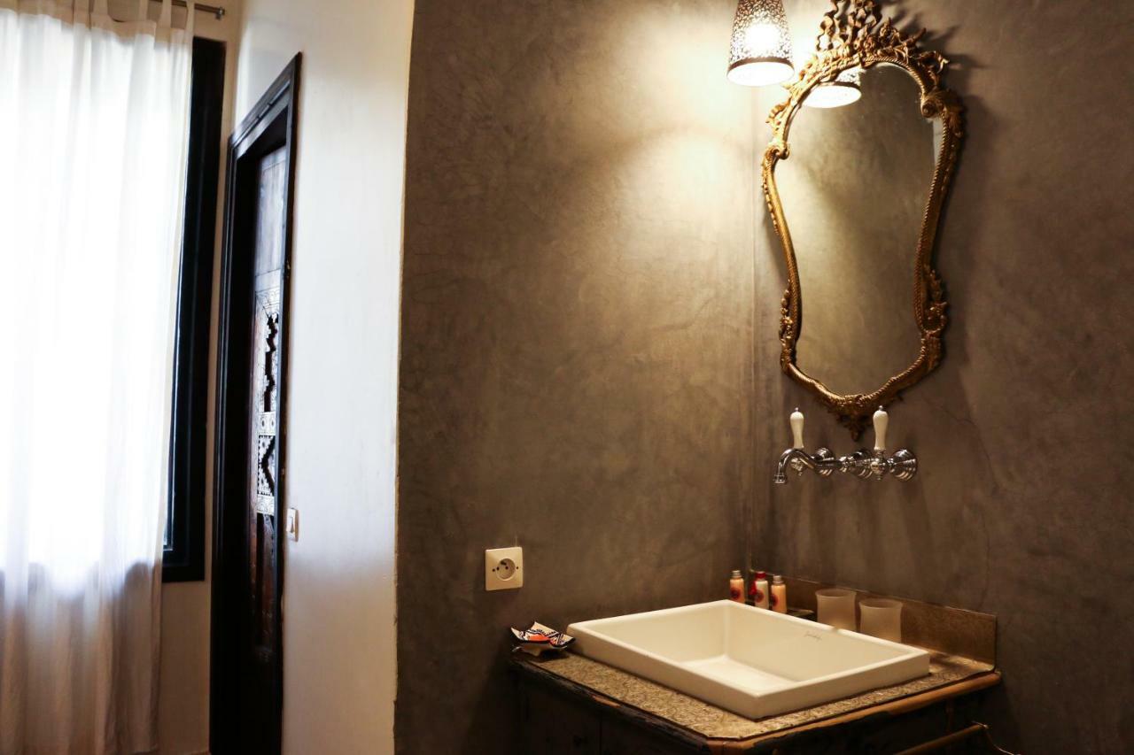 Retro Double Suite