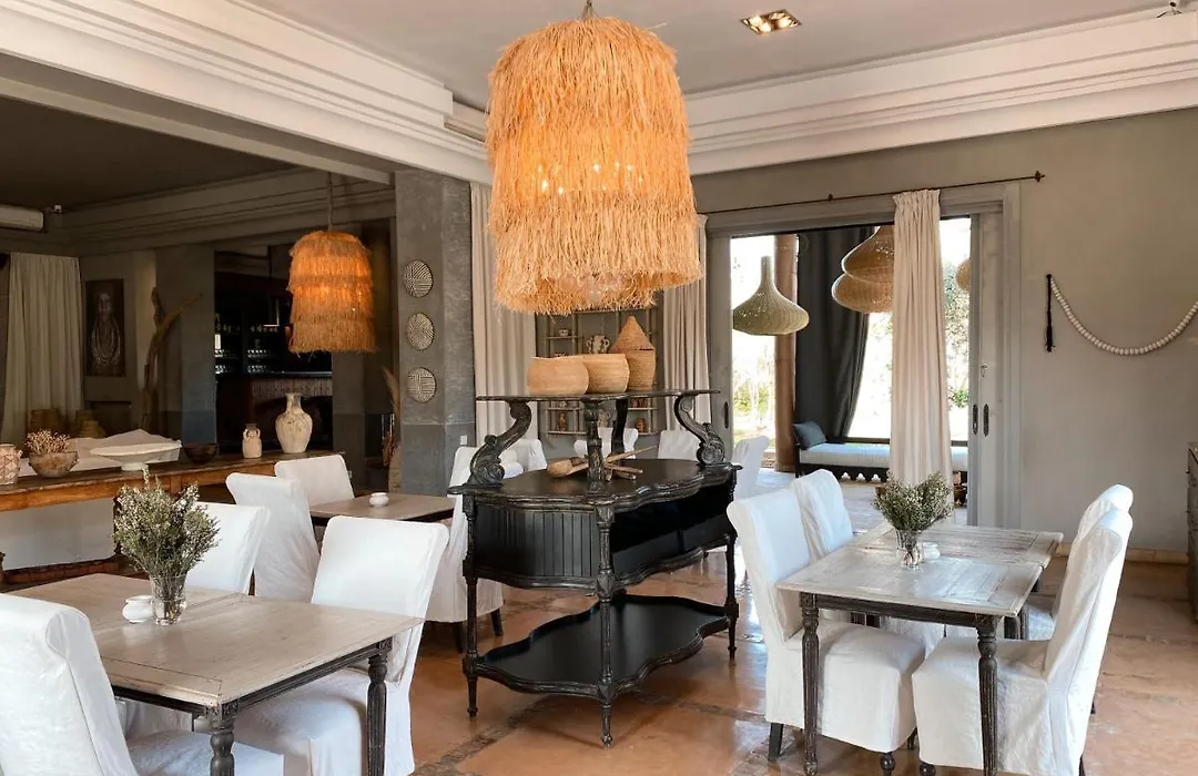 Villa Singuliere By Louhou Collection-1