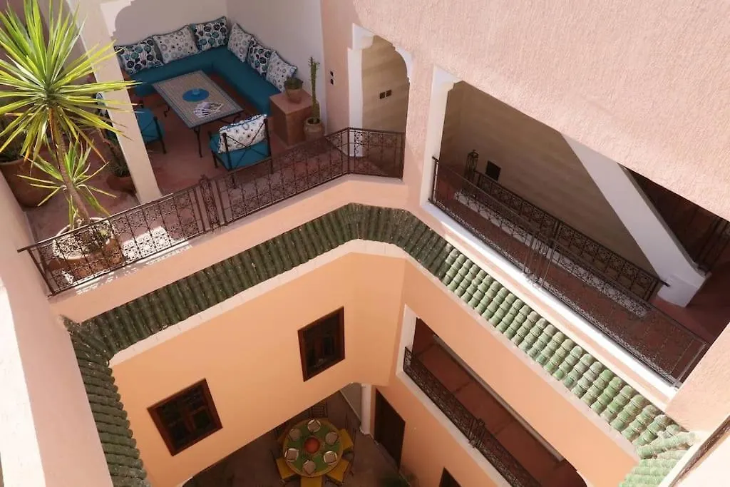 Riad Privatise 3 Chambres 6 Personnes Place Jemma El Fna-1