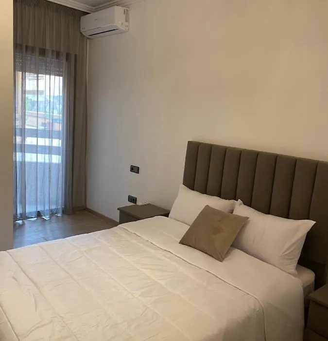 Luxury & Cosy Apartment-1