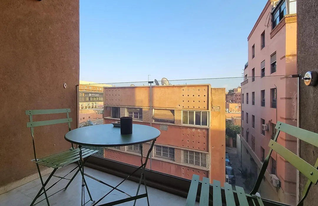 Appartement Elegant Et Securise Au Centre De Marrakech-1
