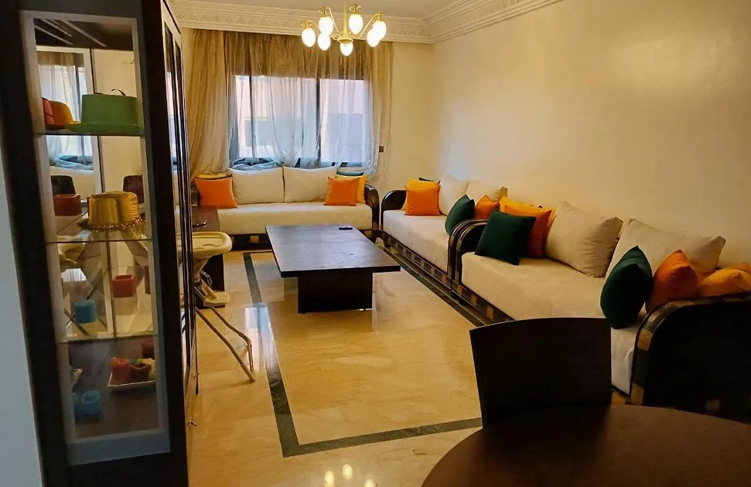 Family Apartment With Pool-1