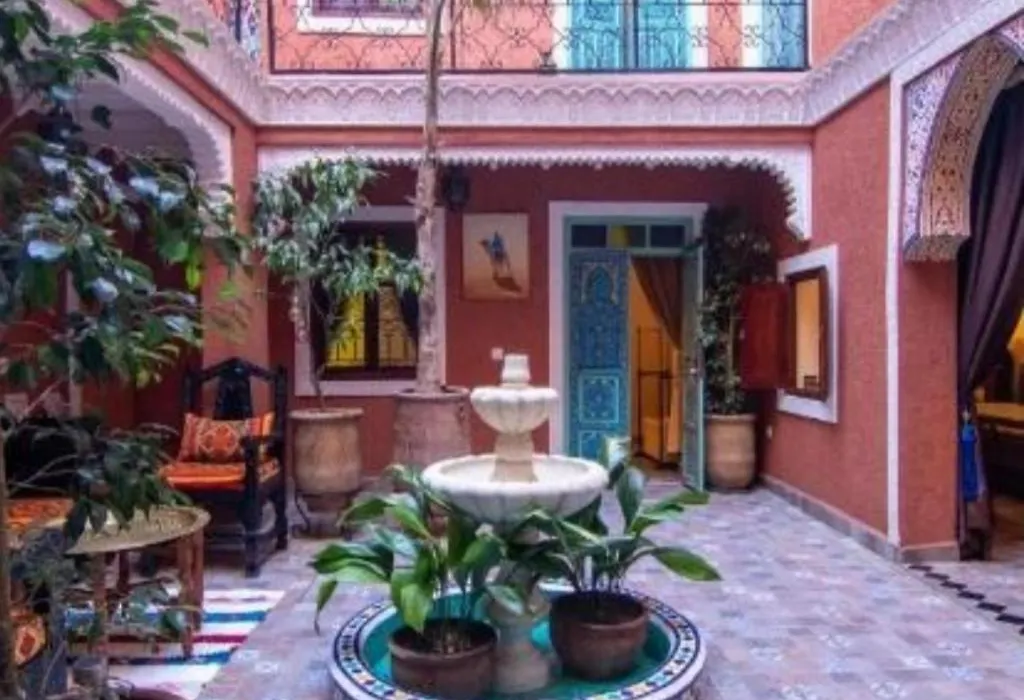 Dar Al Hayat-1