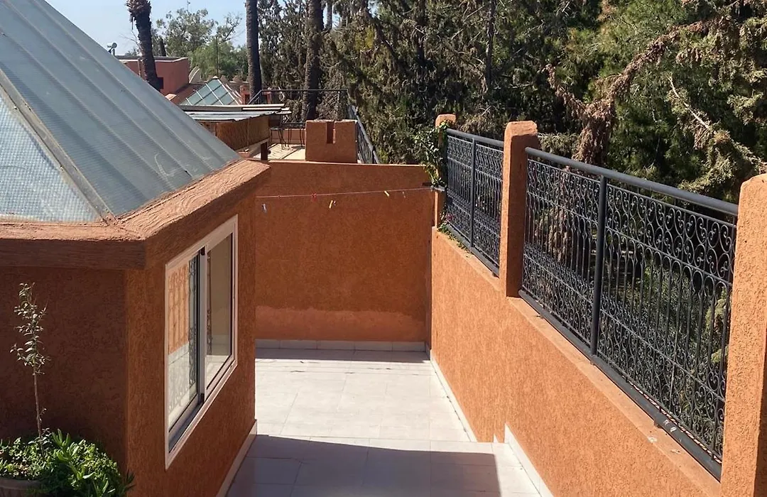 Riad Lyna-1