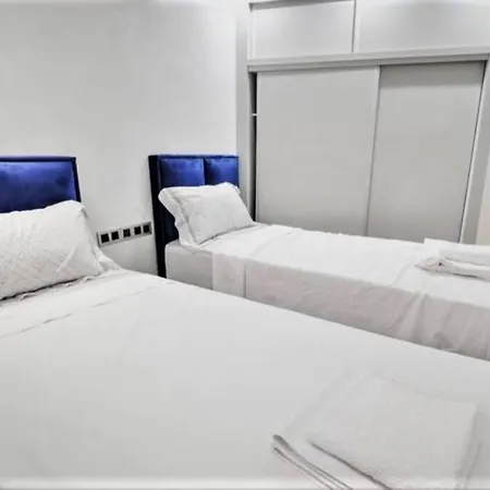 Magnifique Appartement En Plein Centre Ville-3