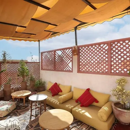 Riad El Khir En Centre Ville Rooftop Et Bassin-2