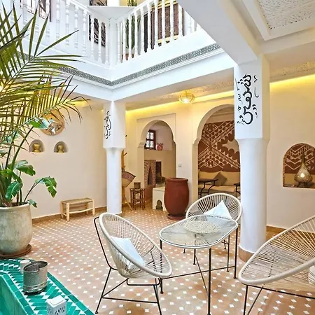 Riad El Khir En Centre Ville Rooftop Et Bassin-2