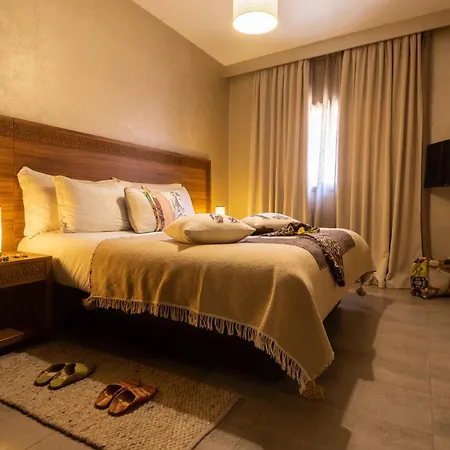 Dellarosa Boutique Hotel And Spa-2