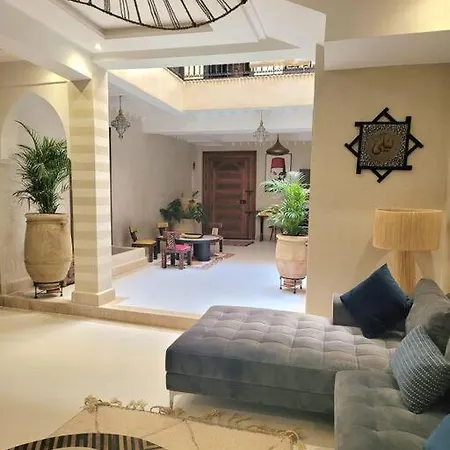 Riad Isahiac avec piscine en exclusivité-2