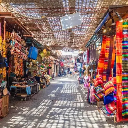 Cosy Appart Private Riad Jemaa El Fna-3