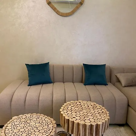 Luxury & Cosy Apartment-2
