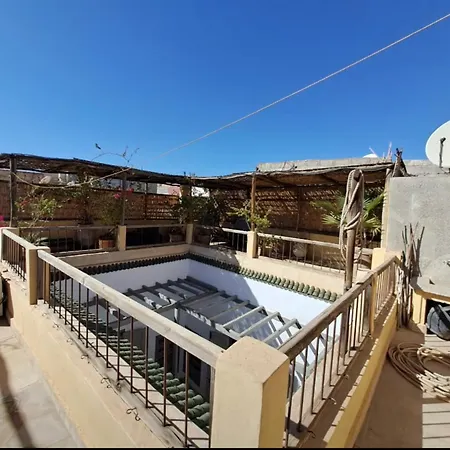 Riad Slima - Riad Privatise -Marrakech Au Coeur De La Medina 1 Acheminement Compris Aeroport Riad-3