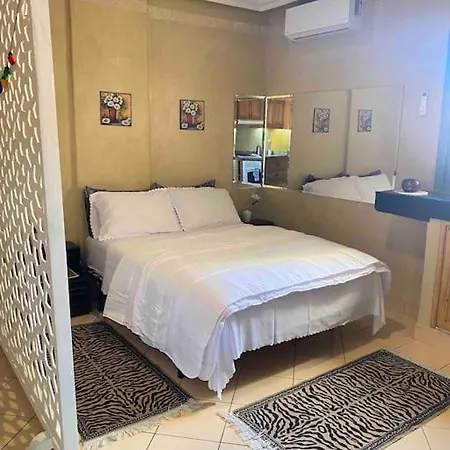 Superbe Appartement A Gueliz-3