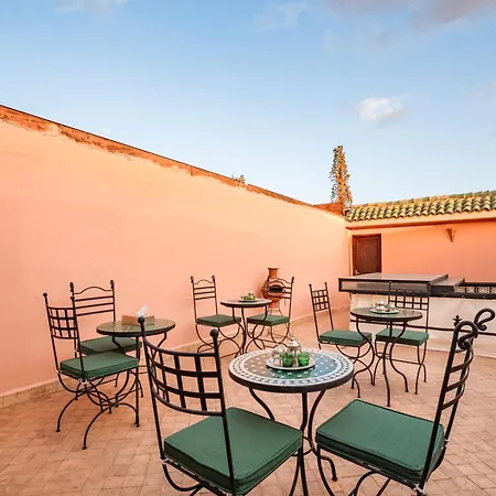 Riad Privé Dar L'Étoile - Jacuzzi Piscine&Petit Déj inclus-2