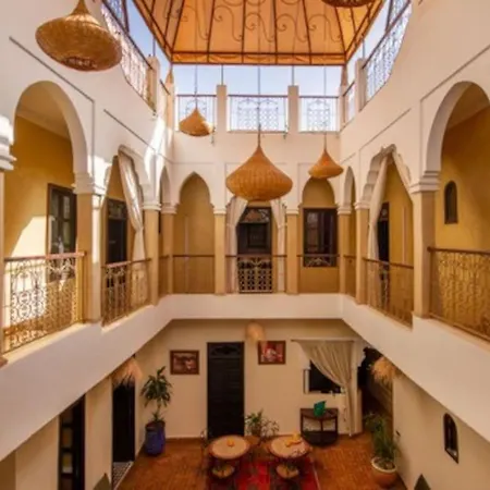 Riad Kaila A 5Min De La Place Jamaa El Fna-3