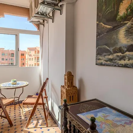 Charming 2-Bed Oasis Pool View-2