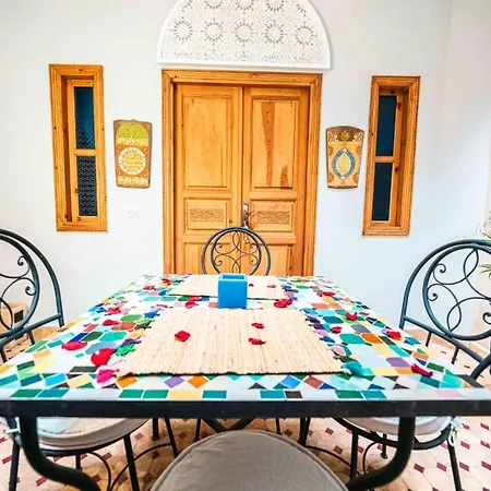 Riad Kiyanjana-2