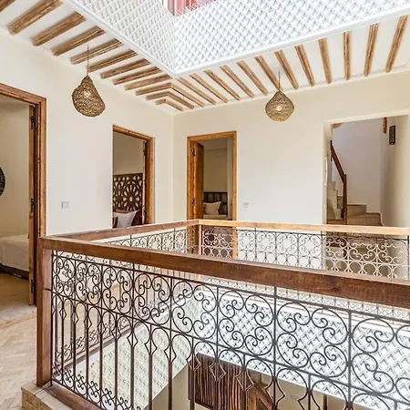 Riad Macan Exclusive And Trendy Chich Breakfast Incl-3