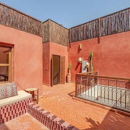 Riad Macan Exclusive And Trendy Chich Breakfast Incl-3