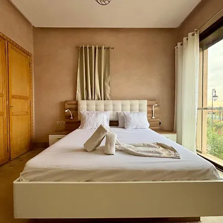 Private Villa Bsf - Pool & Spa - Palm Golf-3
