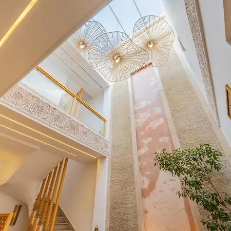 Riad Swan-Exclusif - Piscine Chauffee - Petit Dejeuner-3