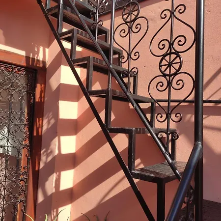 Dar Dades-2