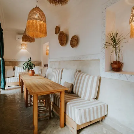 Riad Nanou - Private Riad With Pool & Rooftop-2
