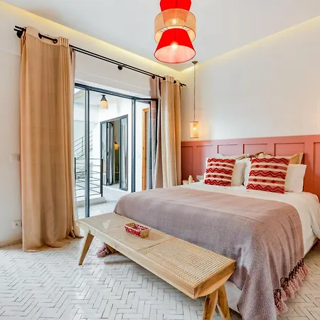 Riad Le M- Contemporain Avec Bassin - Emplacement Ideal-2