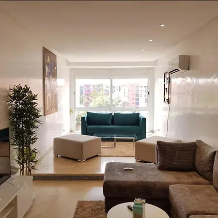 Urban Chic 2 Bedrooms In Utimate City Center-2