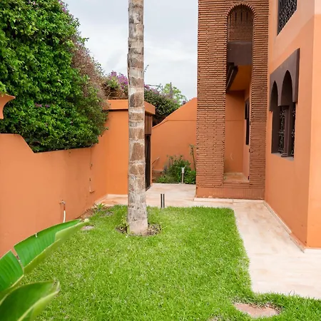 Villa 5 Chambres Pour Famille Avec Piscine & Parking-3
