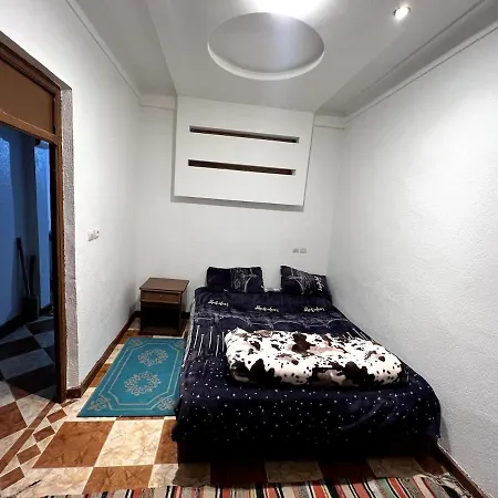 Suite 1-3