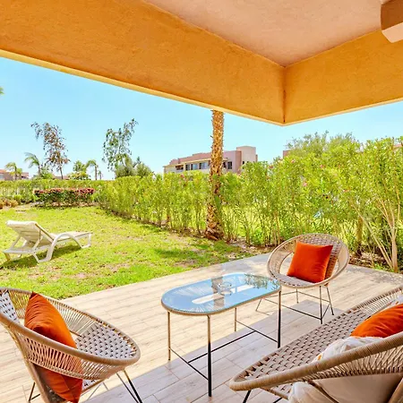Prestigia Family Luxury Apartments-2