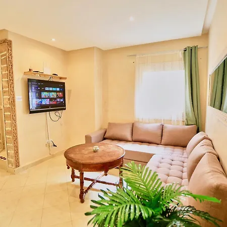 Full Home Pool Terrasse Residence Alqaria Assiyahiya-3
