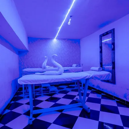 Riad Salma Restaurant Spa-2