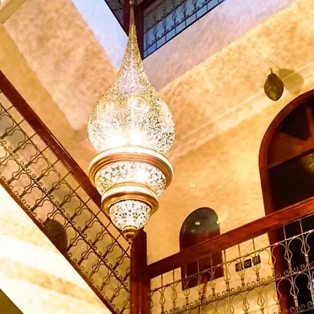 Charmant Riad Avec Piscine, Au Coeur De Marrakech-3