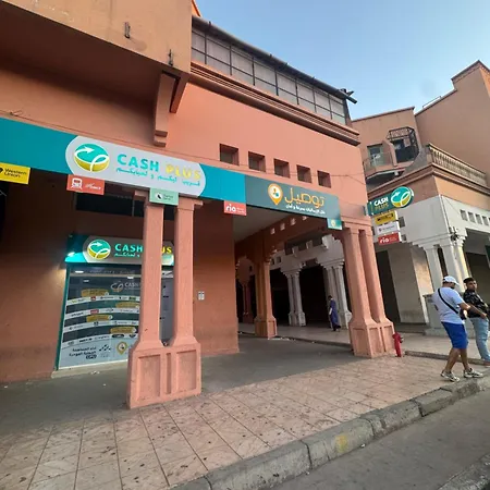 Steps From Airport Only 5 Minutes ,Ideal For Travelers-2