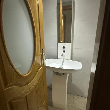 Appartement En Pleine Centre-Ville Gueliz-3