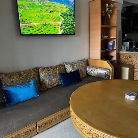 Luxury Gueliz Apartment-Miramas 2-3