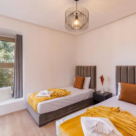 Alma Prestigia Apartments - Golf & Pool View-2