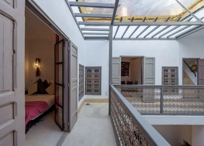 Riad Slima - Riad Privatise -Marrakech Au Coeur De La Medina 1 Acheminement Compris Aeroport Riad Marrakesh, Morocco
