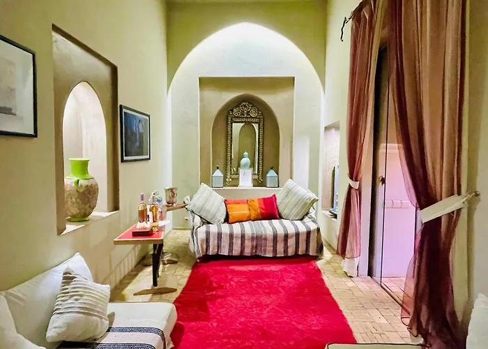 Exclusive And Stylish 4-Bedroom Riad With Plunge Pool