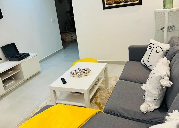 Jardin Yves Appartement 2 Chambres Chic & Parking Marrakesh, Morocco