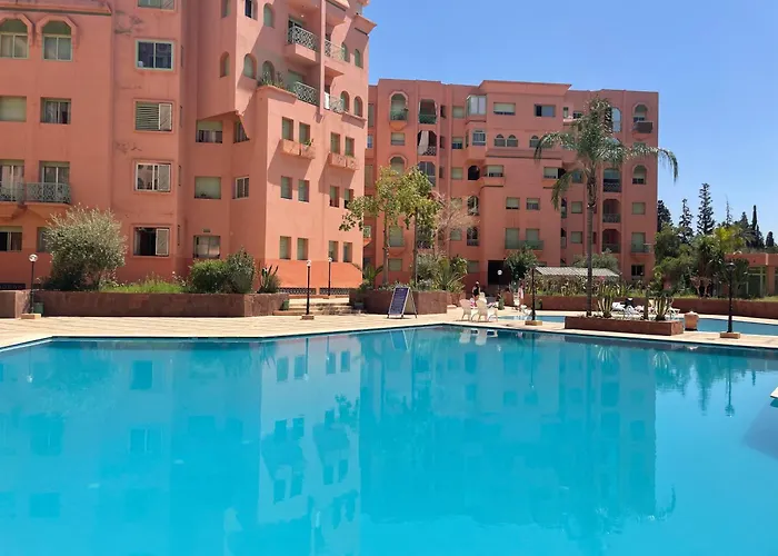 Elegant Pool Reatreat In Hivernage 2 Pools And Ac Comfort